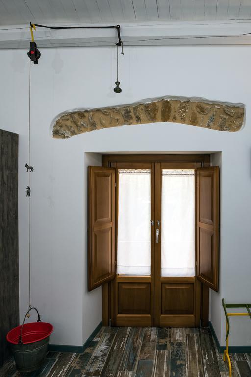 La Quercia E L'asino 3*